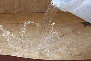 城厢漏水维修 免砸砖防水材料该如何施工